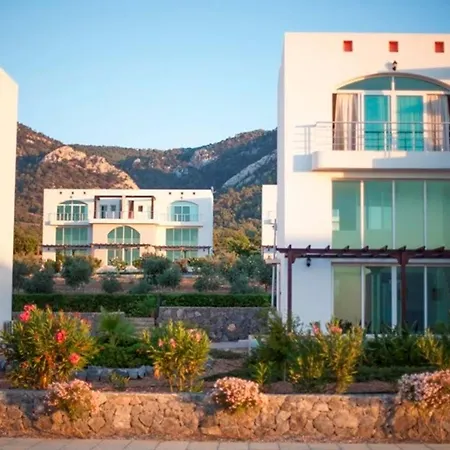 Joya Cyprus Silk Garden Apartment * Lefkoniko
